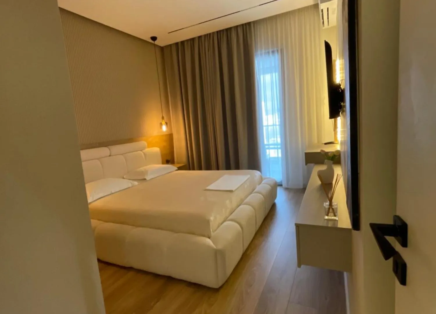 Emy Apartament Tirana Apartment